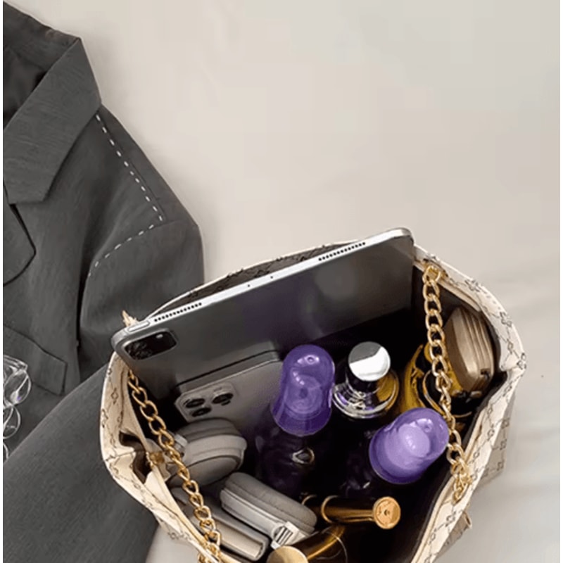 Soft Leather Women Tote Bag With Large Capacity Stylish Shoulder Design 6