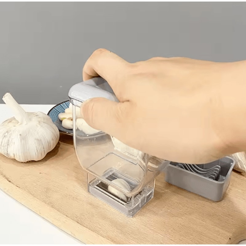 Manual Garlic Press Crusher Peeler Easy Clean Garlic Grinder Kitchen Tool 5