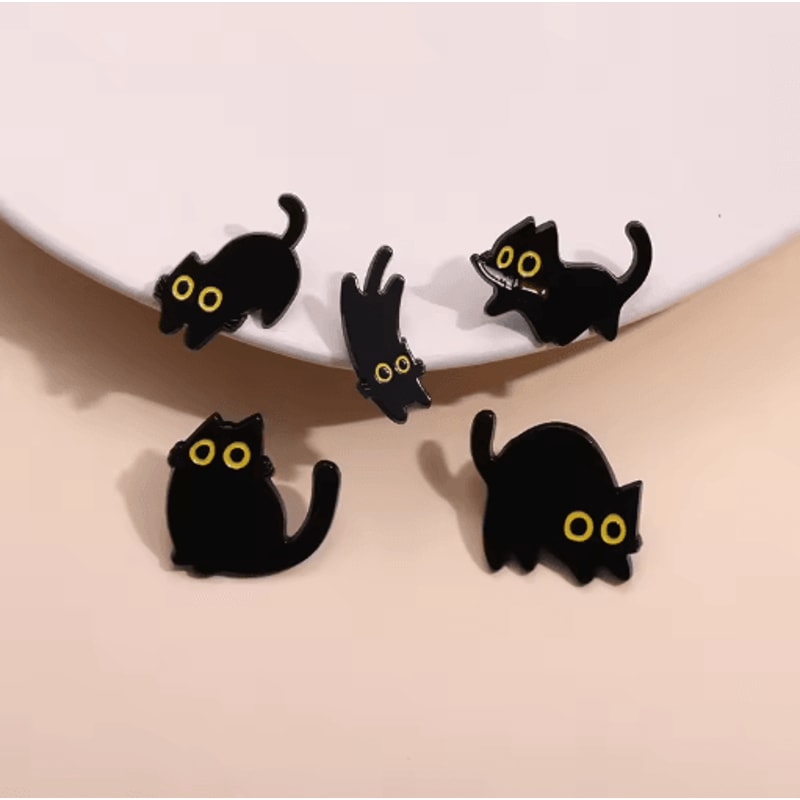 Cute Black Cat Brooch Pin Big Eyes Metal Badge For Bags Outfits 0