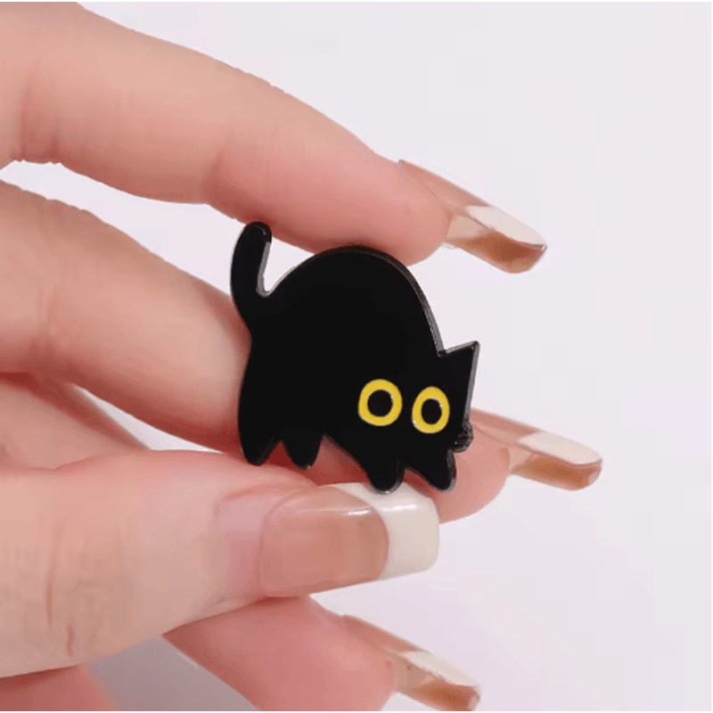 Cute Black Cat Brooch Pin Big Eyes Metal Badge For Bags Outfits 8
