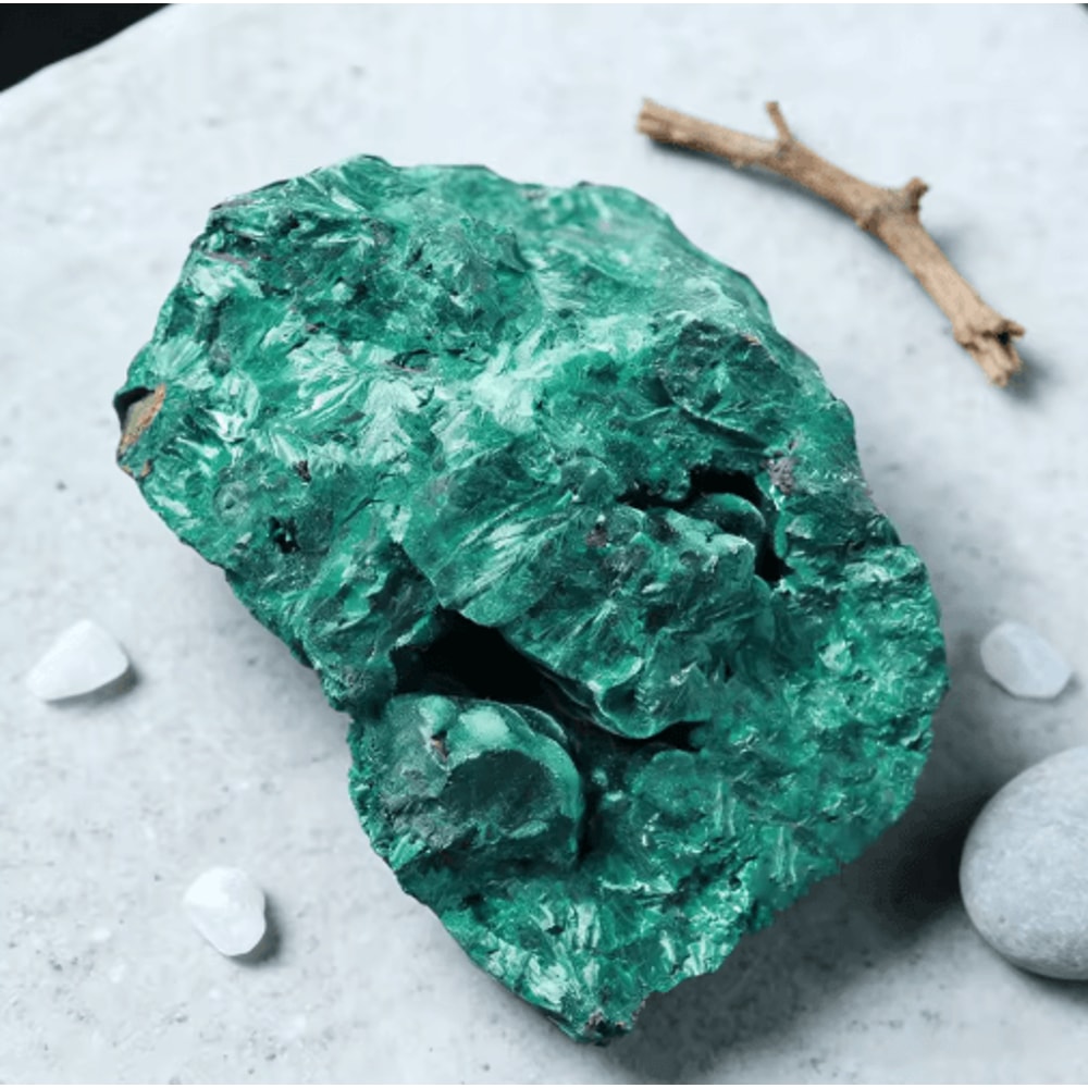 VerdantAura Raw Malachite Crystal Natural Green Stone Decor Healing Specimen 3