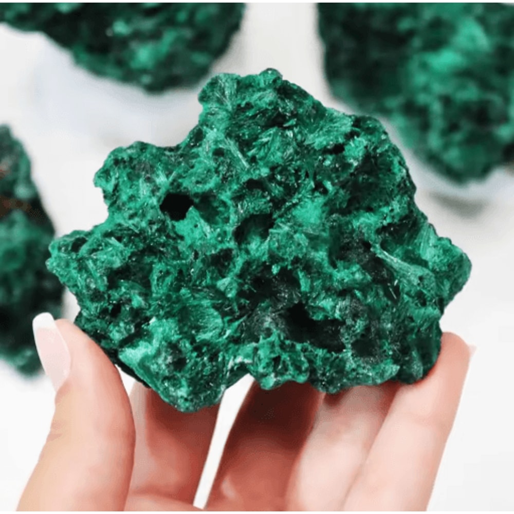 VerdantAura Raw Malachite Crystal Natural Green Stone Decor Healing Specimen 5