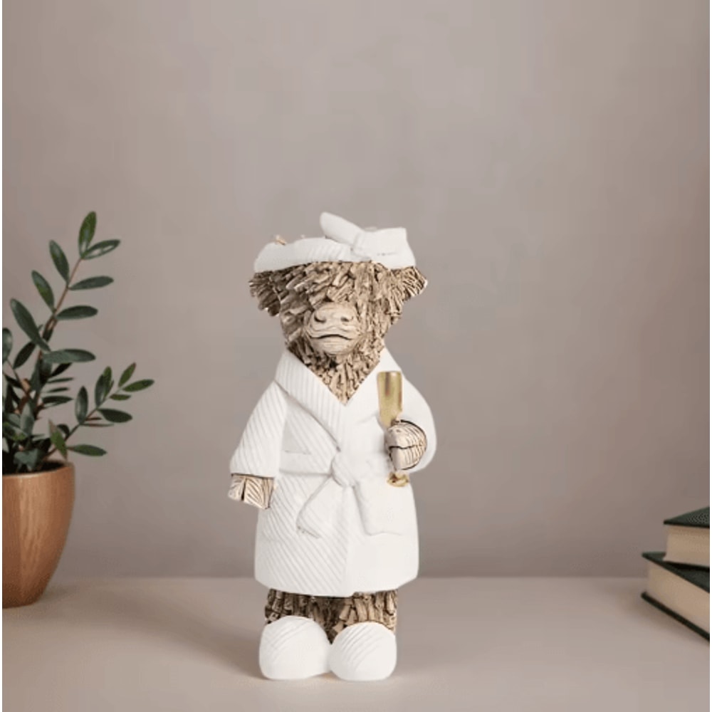 Highland Cow Champagne Statue Rustic Farmhouse Animal Decor Funny Gift Accent 2