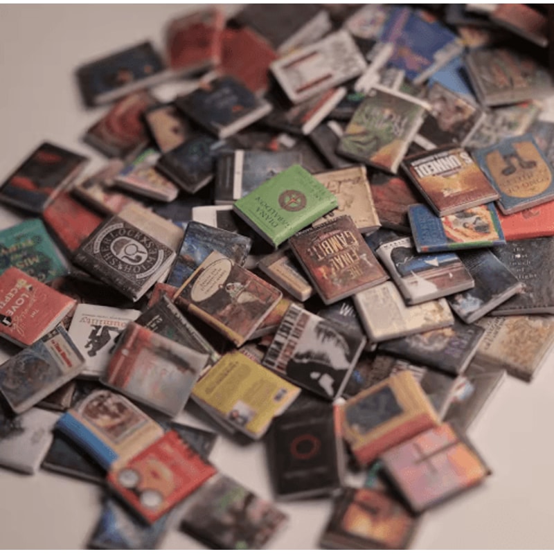 200PCS Miniature Dollhouse Books Set Tiny Decorative Library Accessories For Shelves Crafts 3