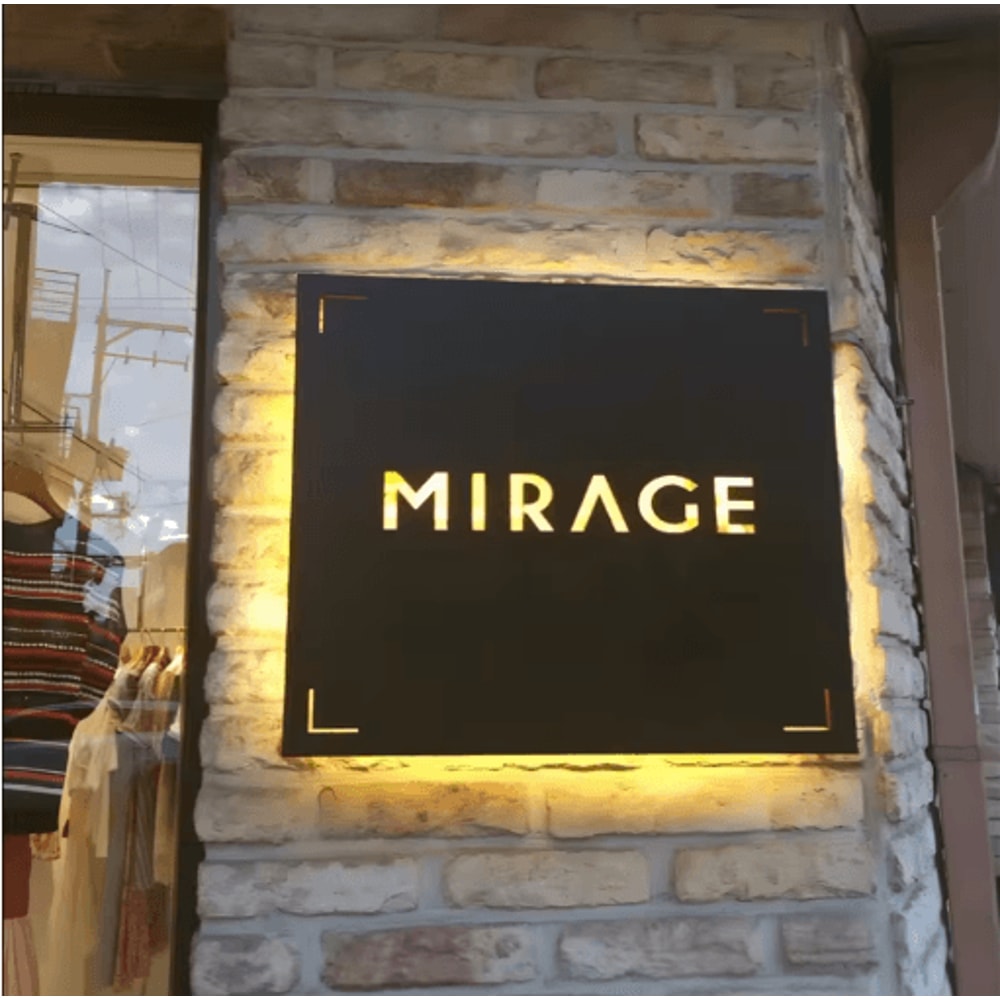 Custom LED Round Lightbox Sign Double Sided Aluminum Projecting Business Sign 6