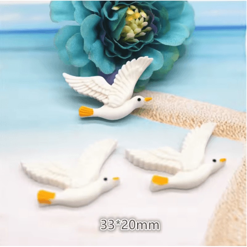 Ocean Breeze Resin Beach Miniatures Set For DIY Crafts Nautical Decor 18