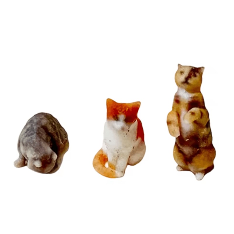 Miniature Cat Figurine Decor Cute 3D Desk Shelf Animal Ornament 1