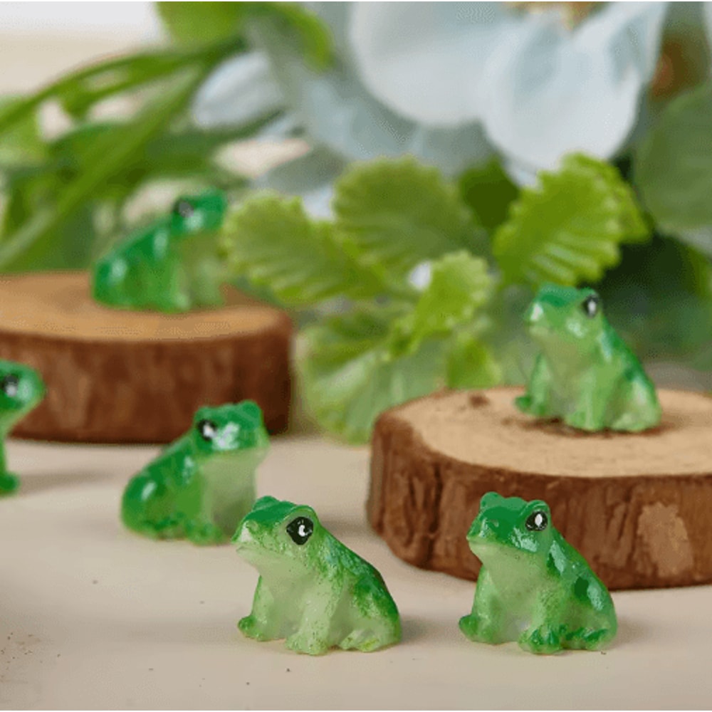 Mini Frog Figurines Set Cute Resin Fairy Garden Decor For Creative Displays 4