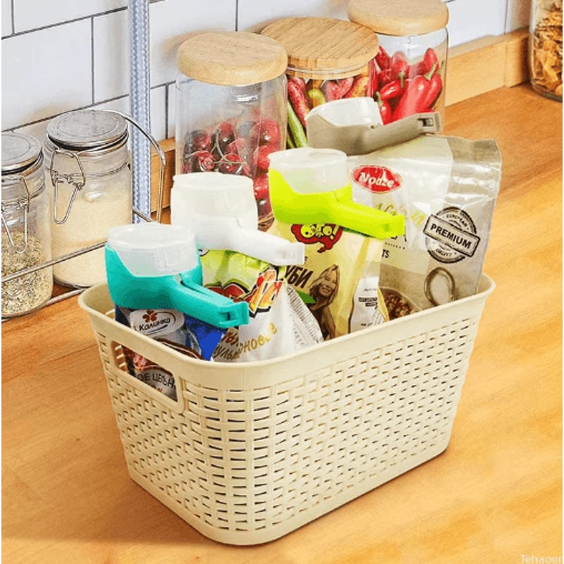 Snack Sealing Clip With Pour Spout Reusable Food Storage Bag Sealer 27