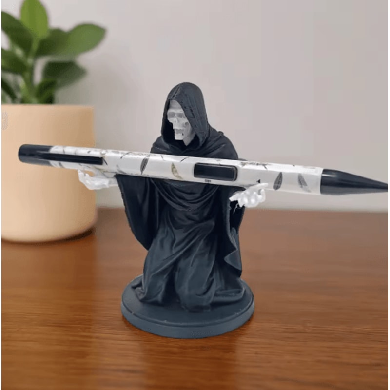DeathThemed Funny Pen Holder For Office Desk Decoration 0