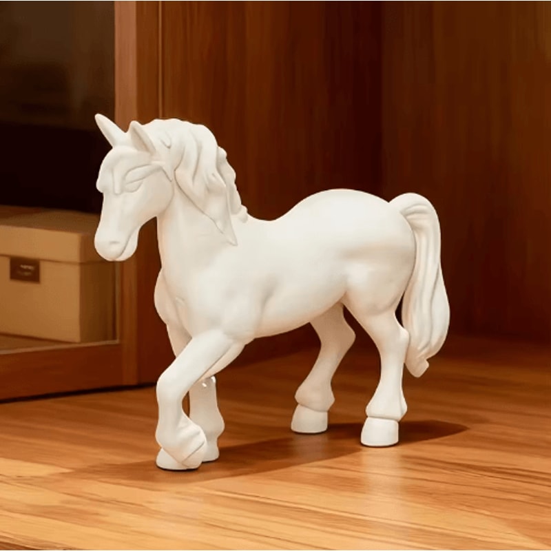 Elegant Horse Figurine Table Decoration For Home Office 0