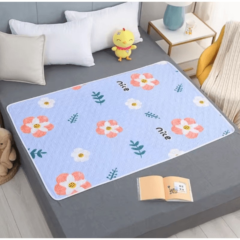 Washable Waterproof Underpad For Babies Adults Daily Protection 2