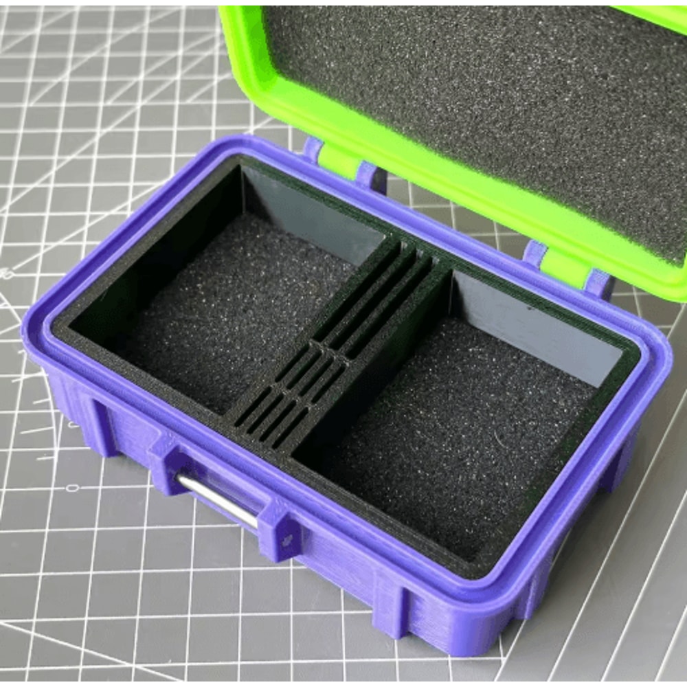 MoistureProof Camera Battery Storage Case For DSLR Mirrorless Cameras 6