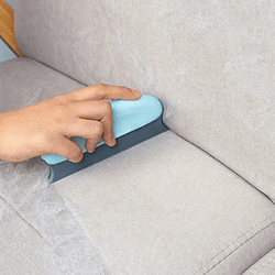 pet hair remover brush – reusable pet hair cleaning tool for furniture, carpets & cars