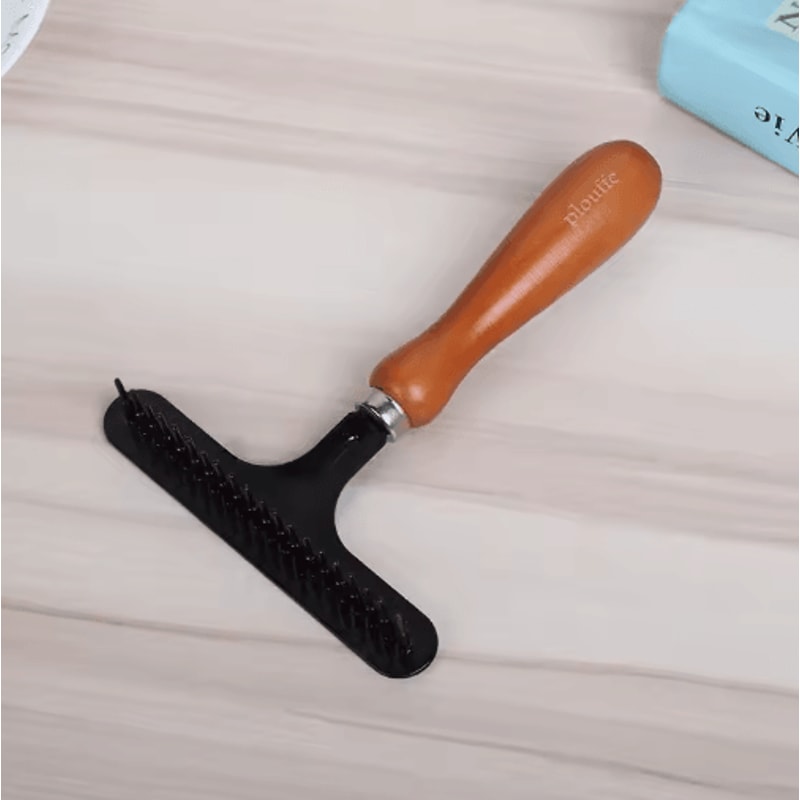 Wooden Deshedding Undercoat Rake For Long Short Hair Dogs And Cats 2