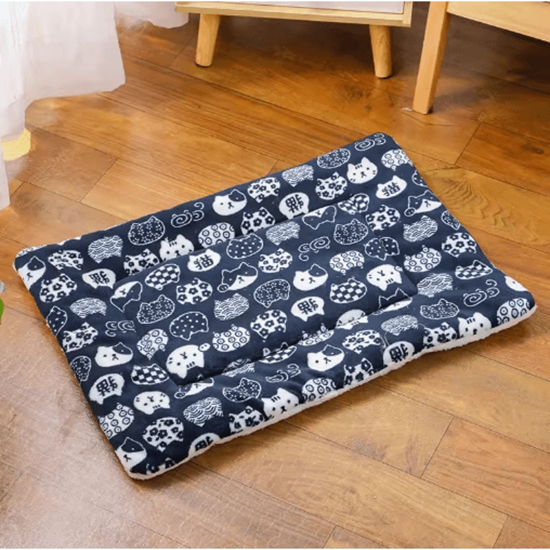Cloud Nest Thickened Flannel Pet Sleeping Mat Warm Cushion For Cats Small Dogs 5