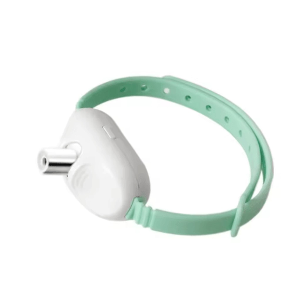 Automatic Cat Laser Toy Collar With Intelligent LED Light 1