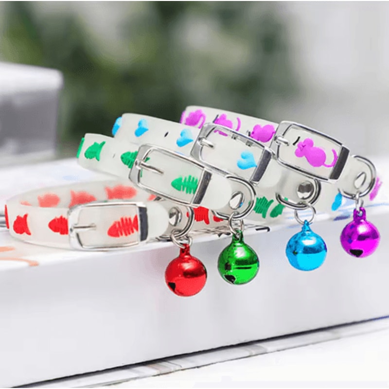 Luminous Silicone Cat Collar With Bell GlowintheDark AntiLost Collar For Cats Small Dogs 9
