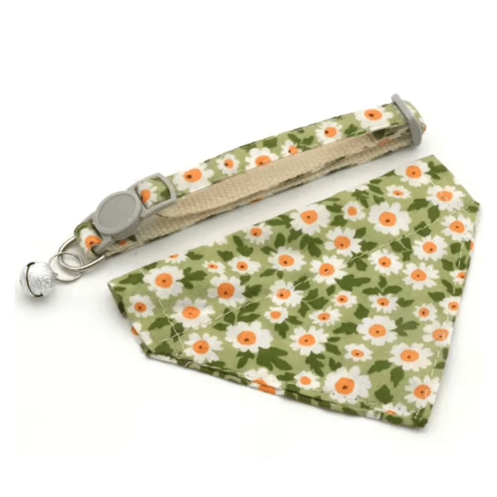 Daisy Charm Adjustable Pet Bandana Collar For Cats Small Dogs 4
