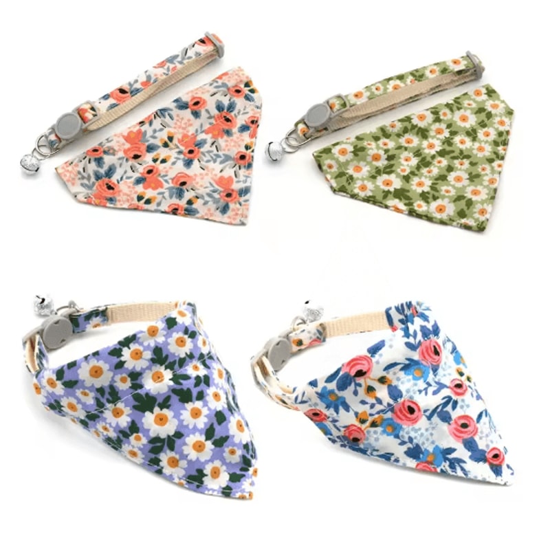 Daisy Charm Adjustable Pet Bandana Collar For Cats Small Dogs 0