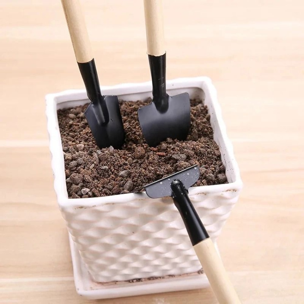 Long Spout Watering Can With Garden Shovel Set For Indoor And Outdoor Plants 12