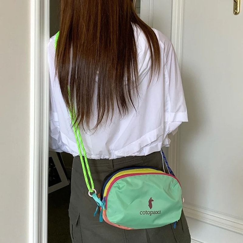 Eco Friendly Color Block Travel Wash Bag Outdoor Handbag 1