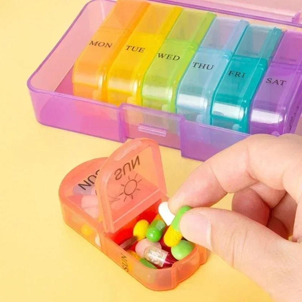 7 Day Pill Organizer With 21 Compartments For Daily Medication And Vitamins 3