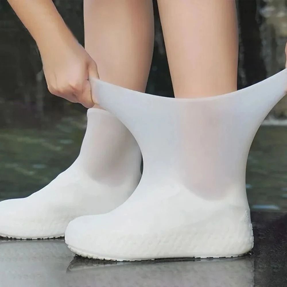Reusable Waterproof Shoe Covers With Anti Slip Sole For Rain Protection 2