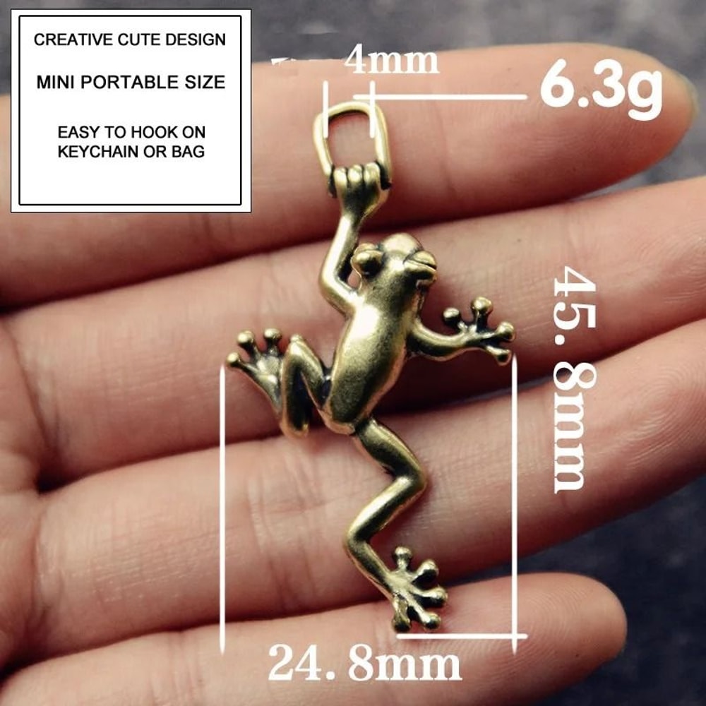 Vintage Brass Frog Keychain Pendant Mini Climbing Frog Ornament 3