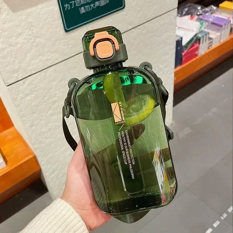 750 ML Flat Water Bottle With Time Marker Leakproof Portable Sports Bottle 7