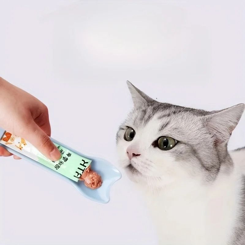 Cat Treat Feeder Spoon Lickable Wet Cat Treat Squeeze Tool 7