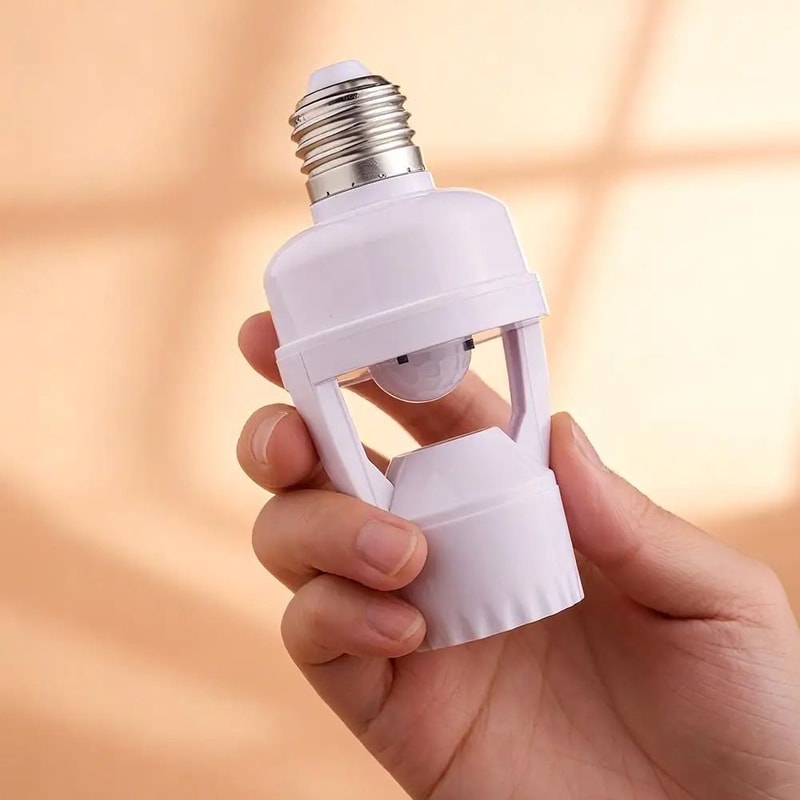 Intelligent E27 Motion Sensor Lamp Holder Infrared Induction Light Socket 3