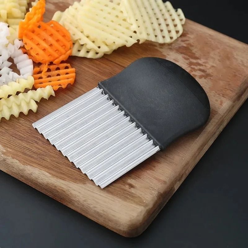 Stainless Steel Crinkle Cutter Wavy Potato Slicer For Fries Chips And Veggies 2
