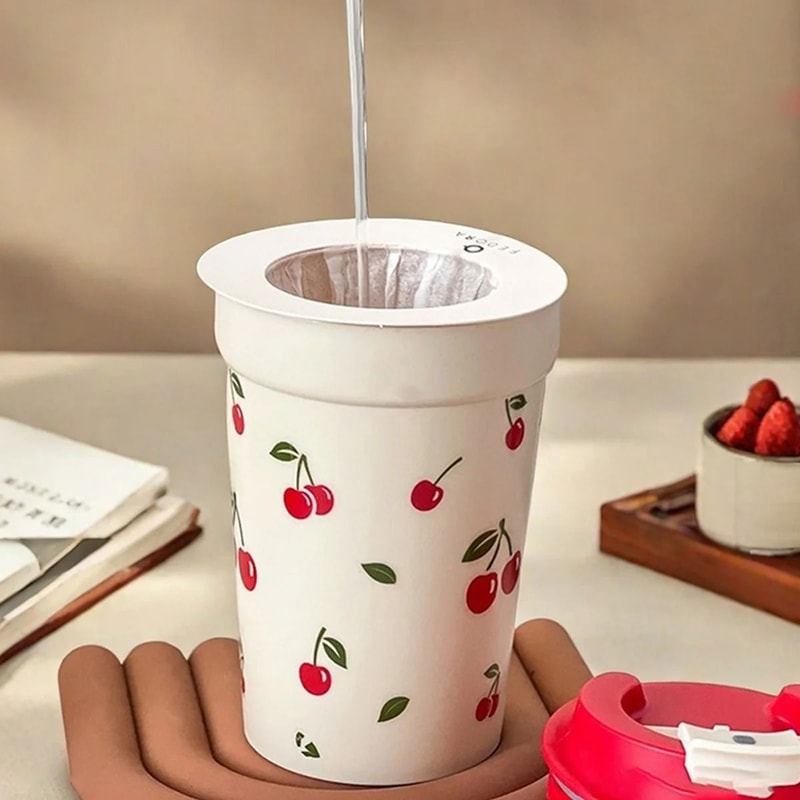 Cherry Pattern Plastic Coffee Mug Leak Proof Portable Travel Tumbler 6
