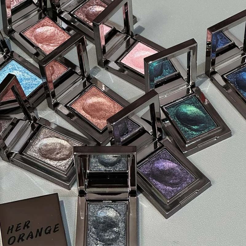 Chameleon Dark Green Eyeshadow Palette Sparkling Pearlescent Finish 0