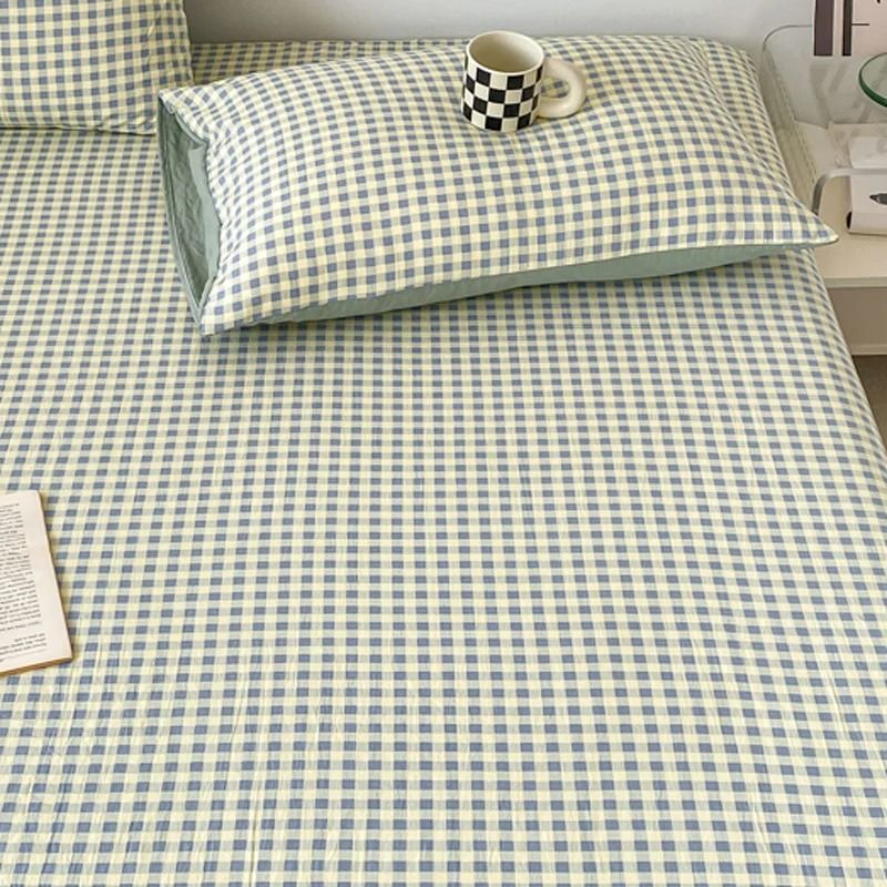 CozyGrid Soft Grid Bed Sheet For Bedroom And Guestroom 11