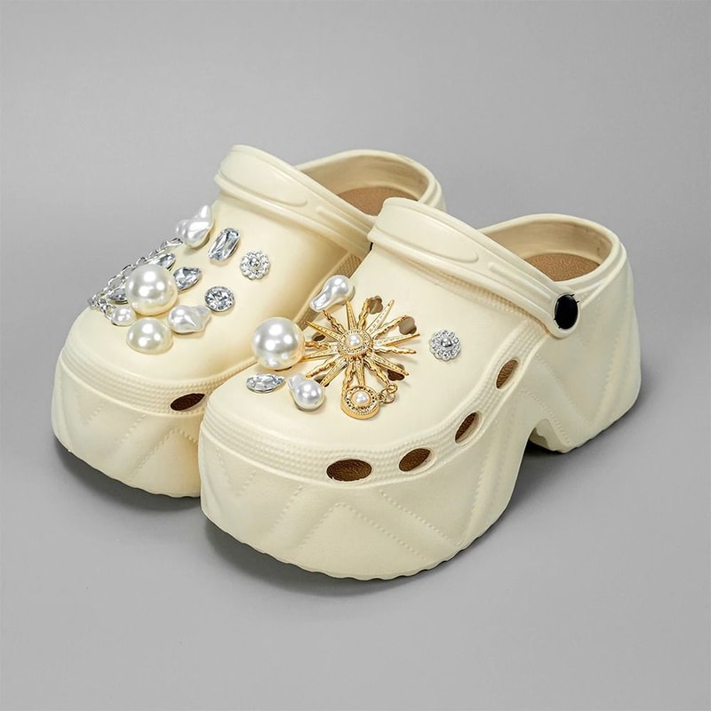 CloudLift 9cm Platform Garden Clogs For Women 14