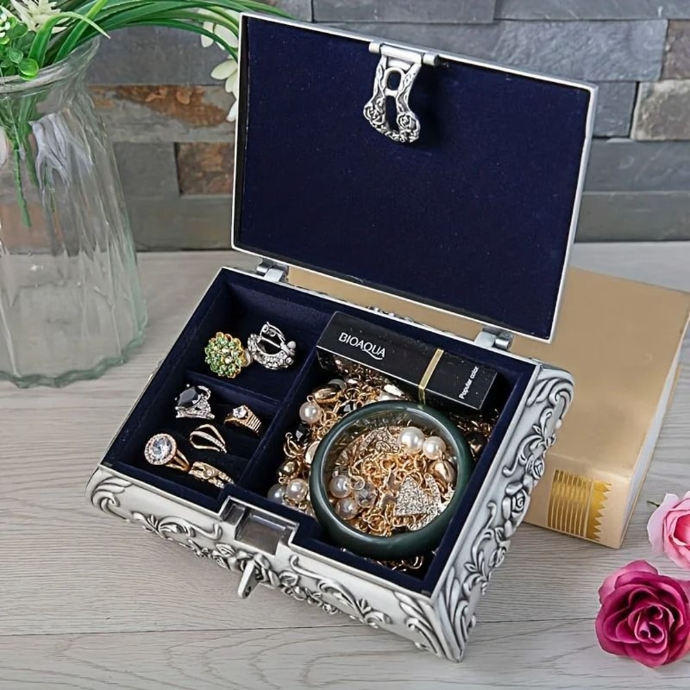 Luxury Large Capacity Jewelry Storage Box With Secure Lock 1