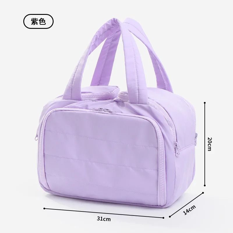 Large Capacity Lightweight Travel Makeup And Cosmetic Organizer Bag 4