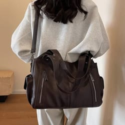 high quality pu shoulder bag with soft interior and contrast design for women