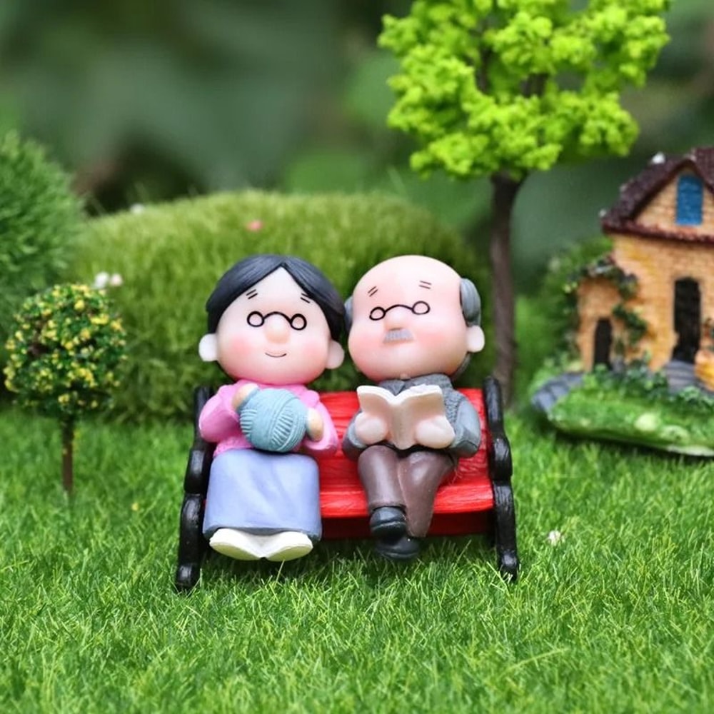 SweetBond Grandma Grandpa Mini Figurines Fairy Garden Couple Ornament 8