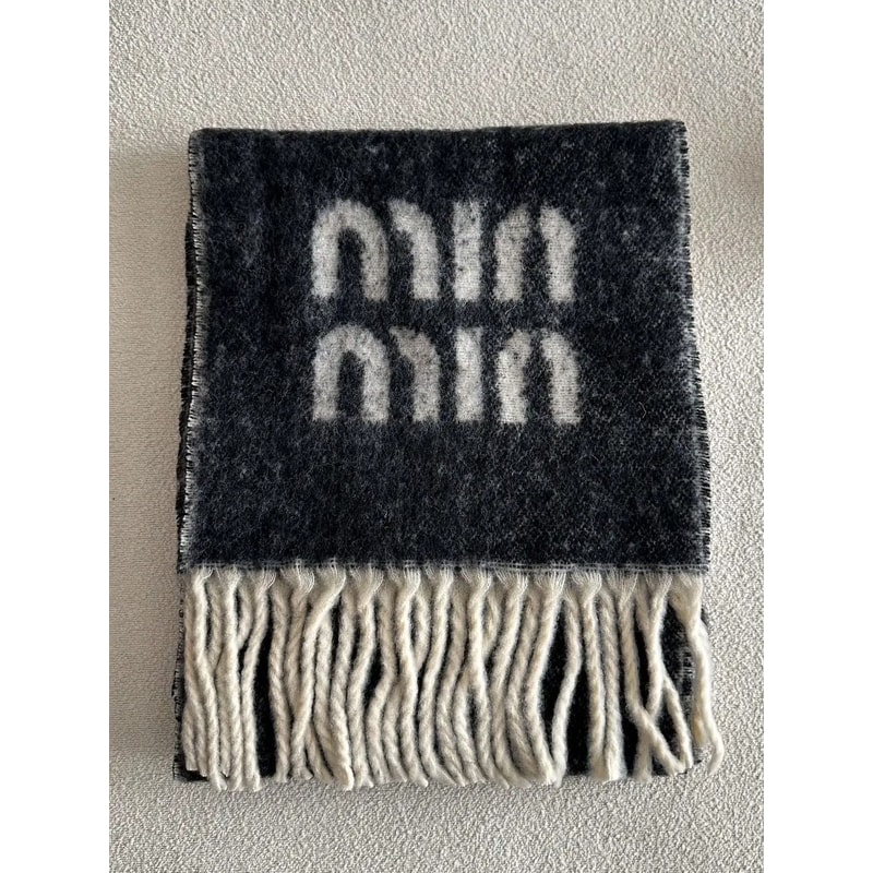 Thick Jacquard Knit Scarf Wool Blend Letter Pattern Winter Shawl Two Color Fashion Scarf 4