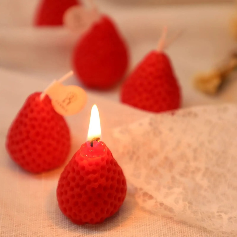 Cute Strawberry Scented Candle Set Handmade Soy Wax Fruit Candles Pack Of 15 8