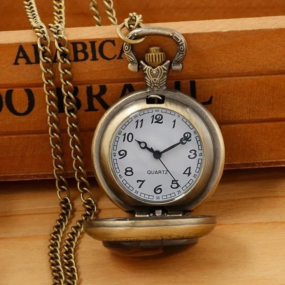 Vintage Motorcycle Pocket Watch Retro Quartz Pendant Necklace Watch 3