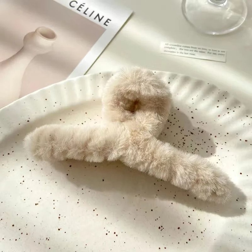 Extra Large Plush Hair Claw Clip Korean Style Soft Hair Clip For Thick Hair 4