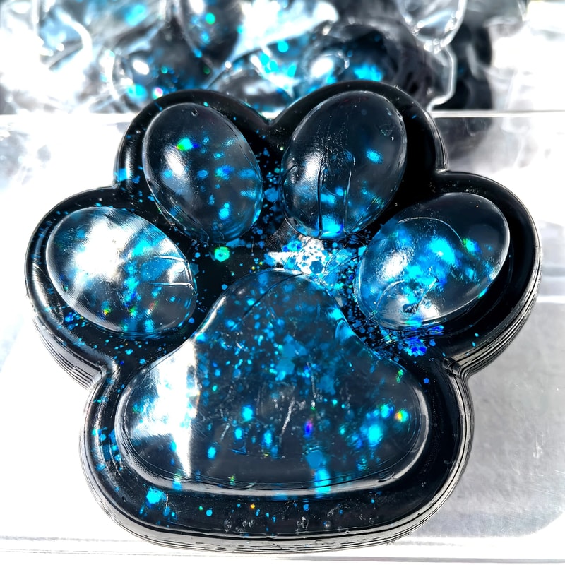 Cute Cat Claw Squeeze Fidget Toy For Stress Relief And Fun 1