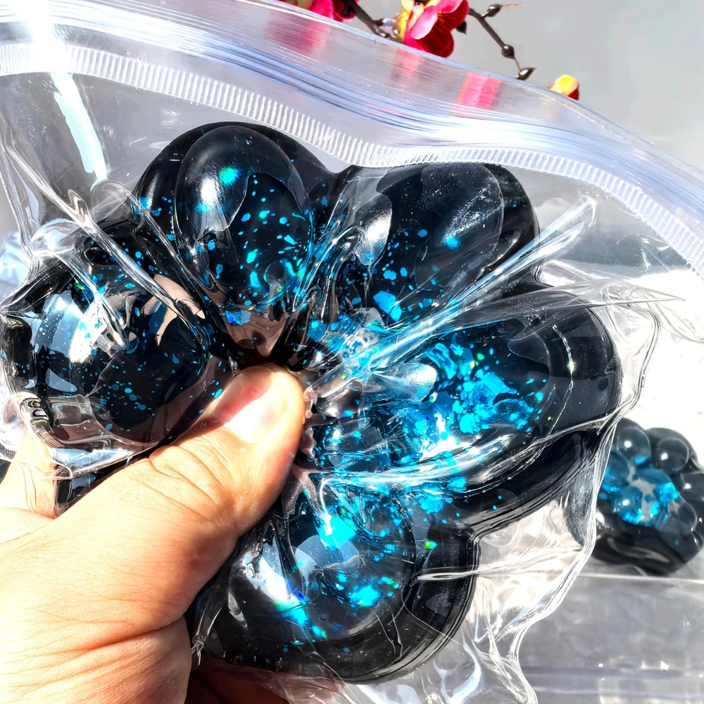 Cute Cat Claw Squeeze Fidget Toy For Stress Relief And Fun 3