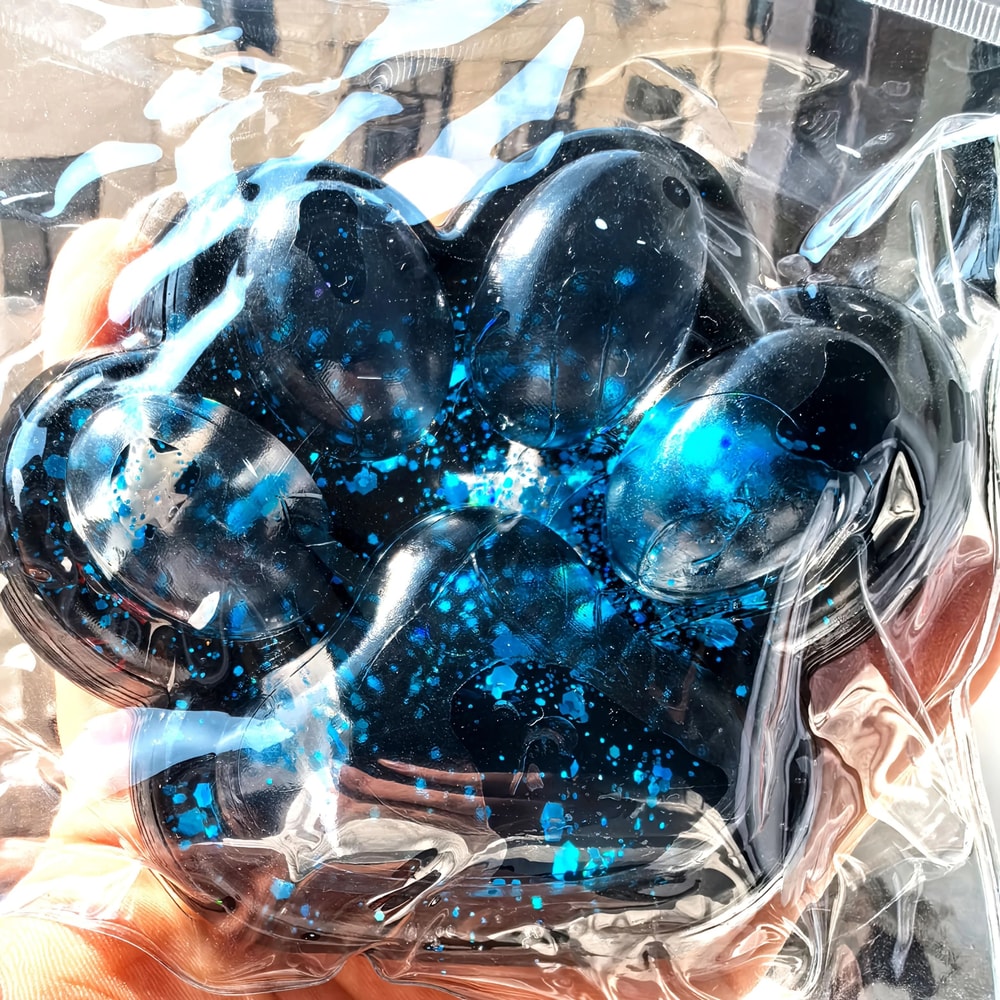 Cute Cat Claw Squeeze Fidget Toy For Stress Relief And Fun 5