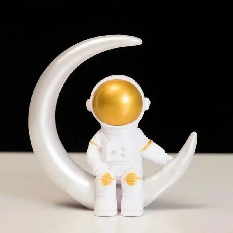 Astronaut Figurine Set Space Desk Decoration Spaceman Statue Decor For Kids And Home 12