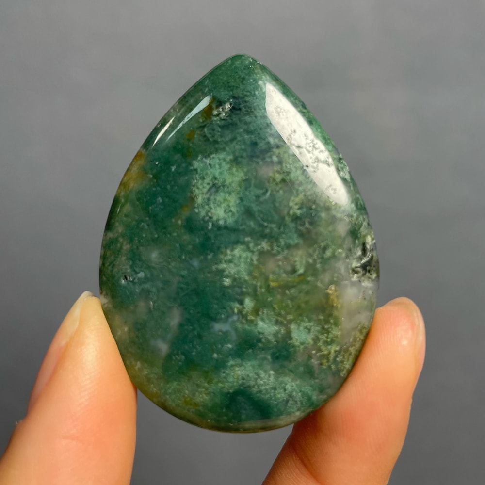 Natural Agate Pendant Healing Crystal Necklace Polished Quartz Stone Decor 4